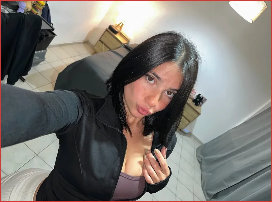 Chloe best free OnlyFans Cabot AR