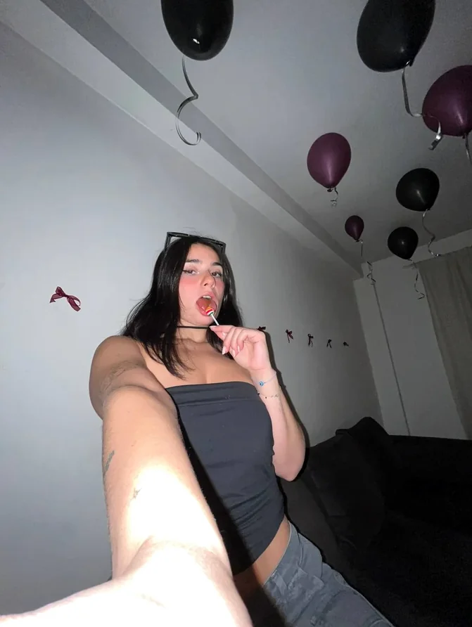 Best OnlyFans girl Chloe Redding CA