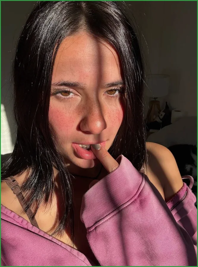 Top rated OnlyFans Chloe near Vista, California