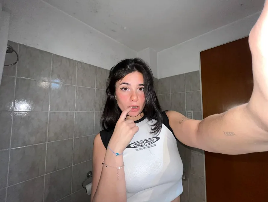 Chloe, top free OnlyFans model in Fort Lauderdale FL