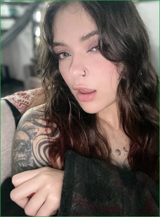 Emily, top free OnlyFans model in North Bay Village FL