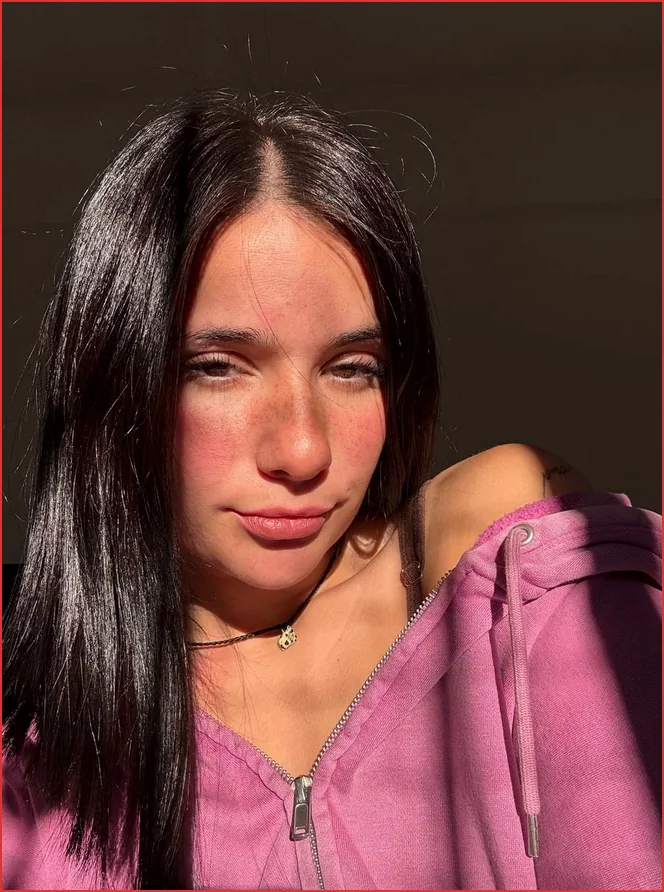 Chloe, top free OnlyFans model in Kailua HI