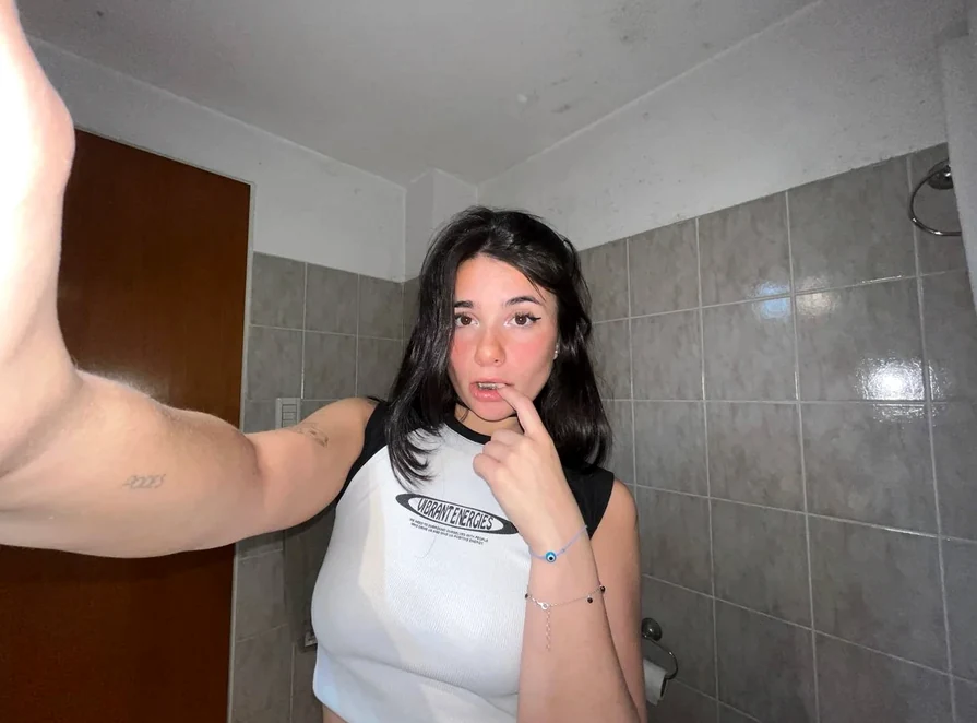 Best OnlyFans girl Chloe Crystal Lake IL