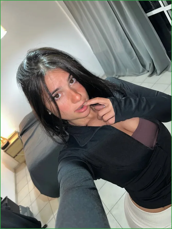 Danville best free OnlyFans model Chloe