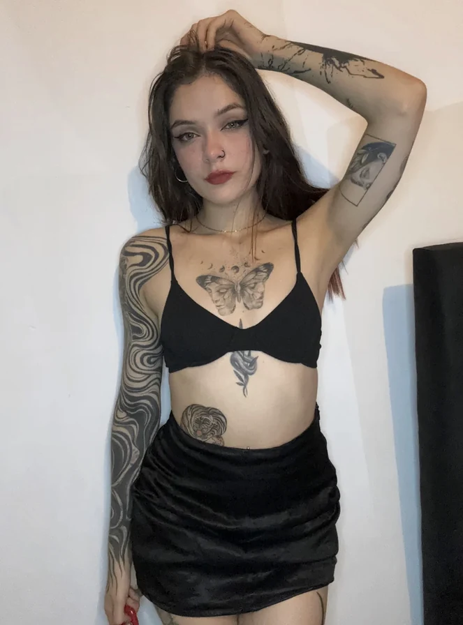 Emily, top free OnlyFans model in Joliet IL