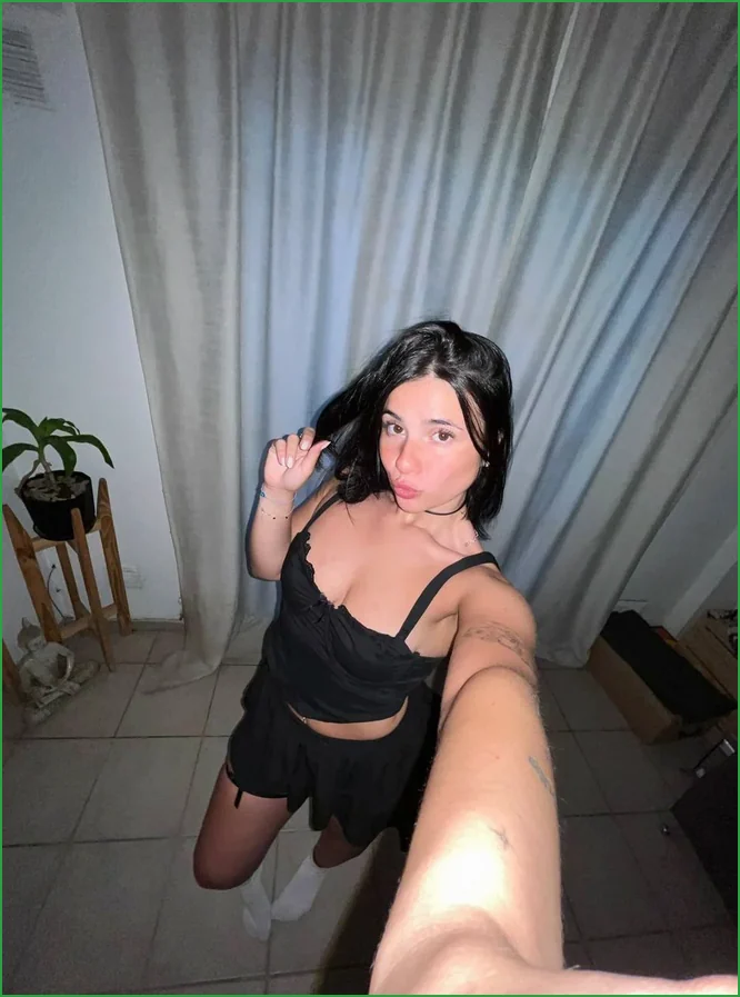 Top rated OnlyFans Chloe near Lake Forest, Illinois