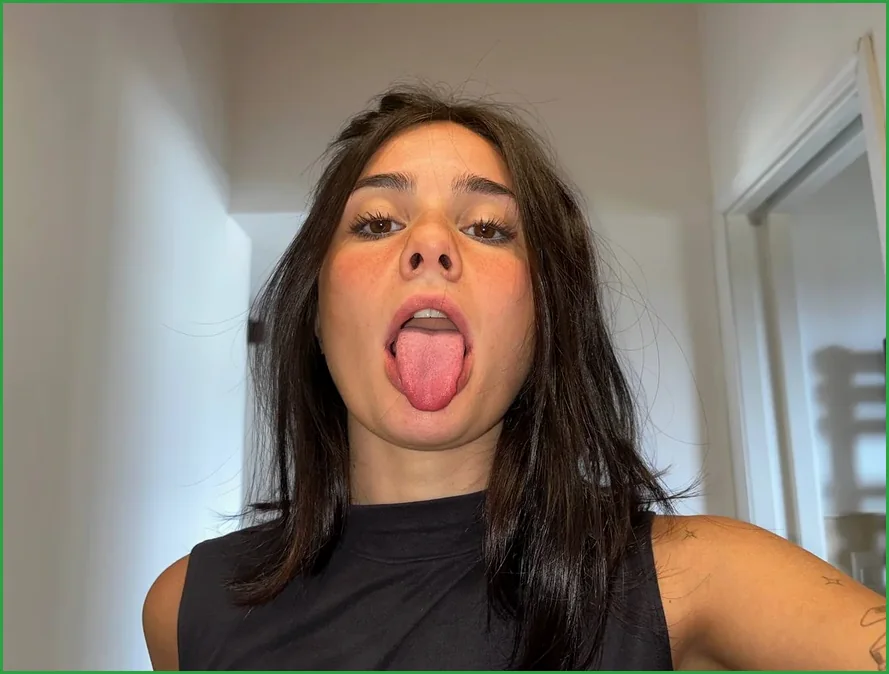 Chloe best free OnlyFans Lake in the Hills village IL