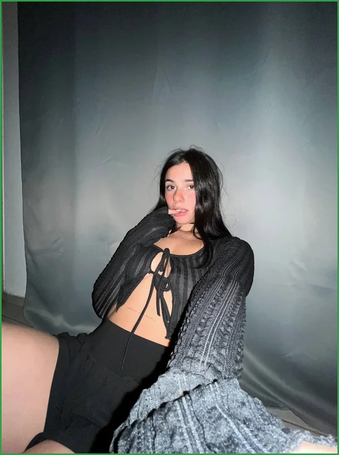 Top rated OnlyFans Chloe near Waukegan, Illinois