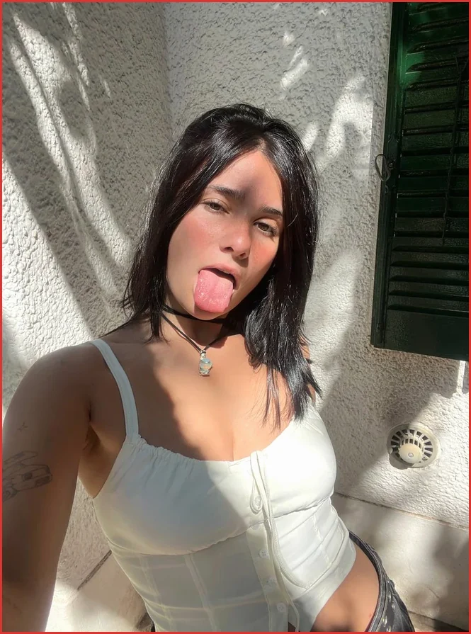 Zion best free OnlyFans model Chloe