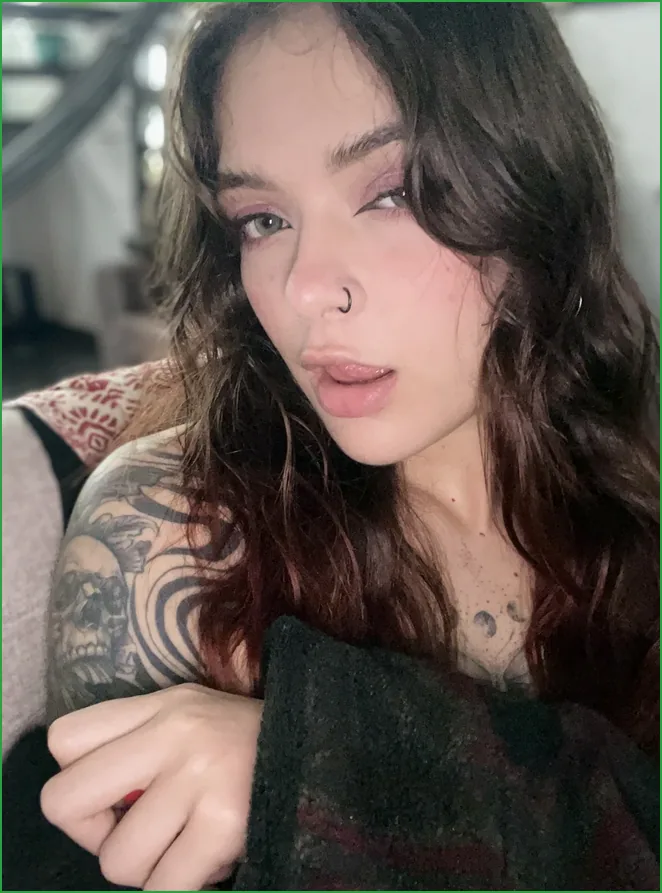 Emily, top free OnlyFans model in Kingman KS