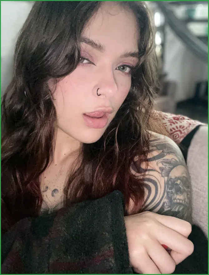 Emily, top free OnlyFans model in Booneville KY