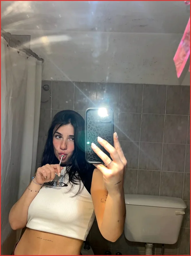 Best OnlyFans girl Chloe Hillsdale borough MI