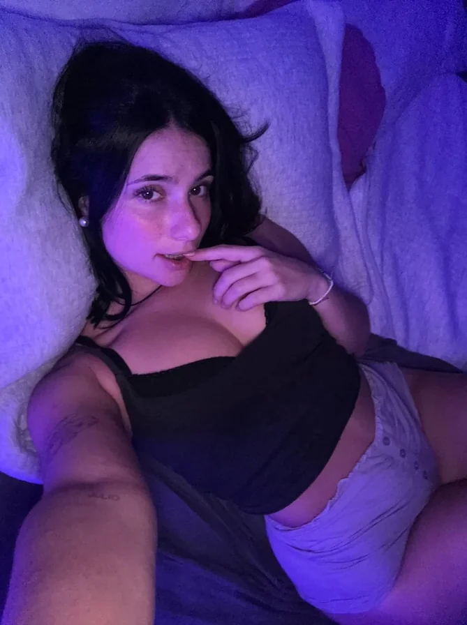 Best OnlyFans girl Chloe Lake Elmo MN