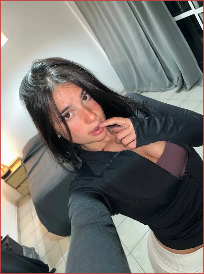 Tupelo best free OnlyFans model Chloe