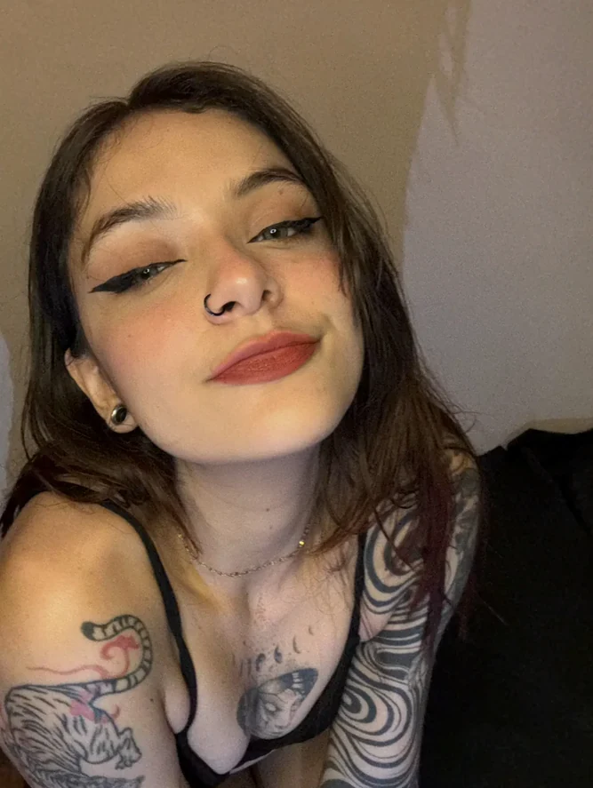 Best OnlyFans girl Emily Raymore MO