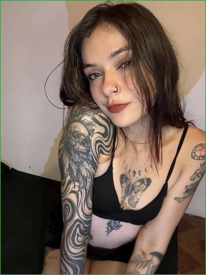 Emily best OnlyFans US creator Sparks NV