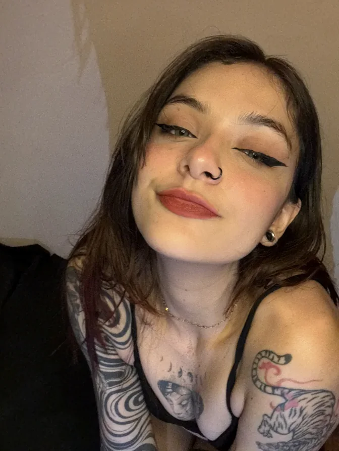 Emily best OnlyFans US creator Nashua NH