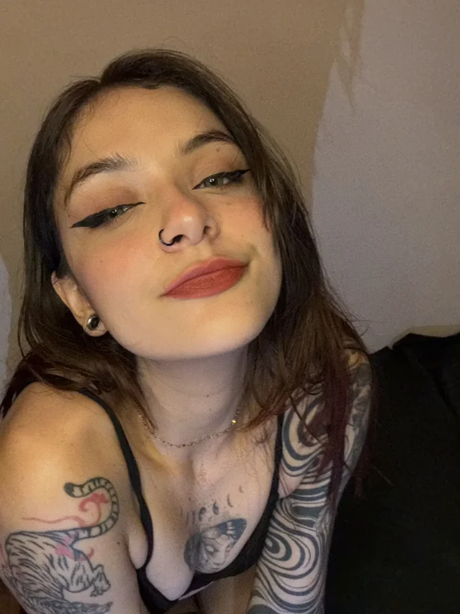 Emily best free OnlyFans Pelham NH