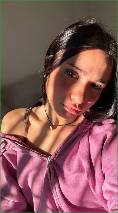 Chloe, top free OnlyFans model in East Rutherford borough NJ