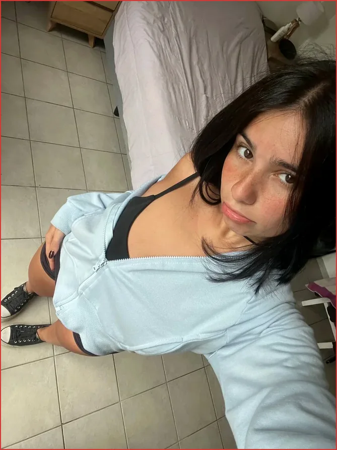 Free OnlyFans top rated Chloe Leonia borough New Jersey