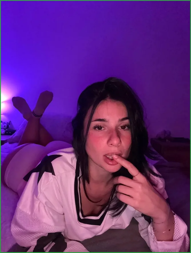 Top rated OnlyFans Chloe near Kannapolis, North Carolina