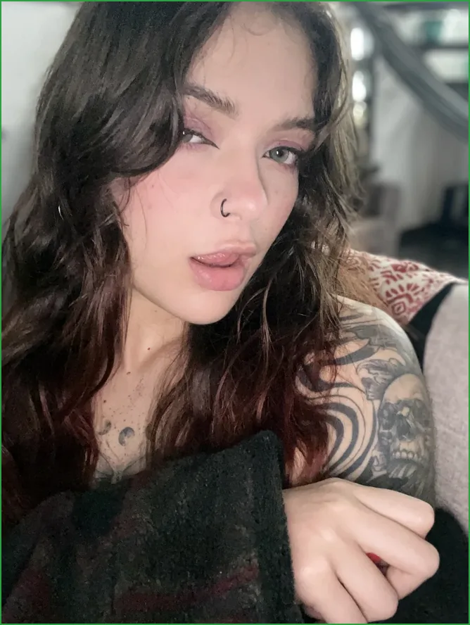 East Cleveland best free OnlyFans model Emily