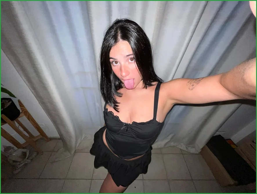 Chloe, top free OnlyFans model in North Royalton OH