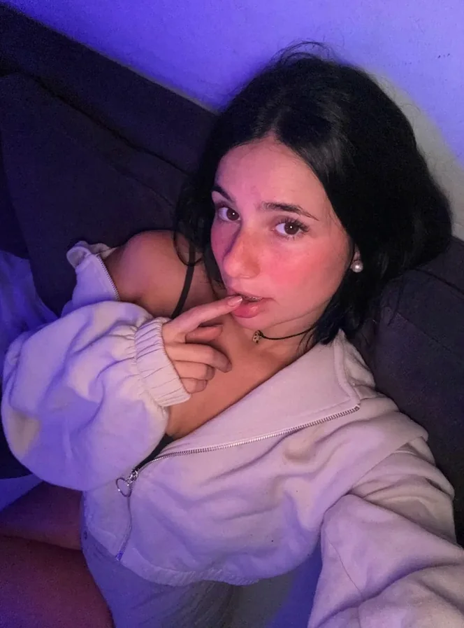 Top rated OnlyFans Chloe near Altoona, Pennsylvania