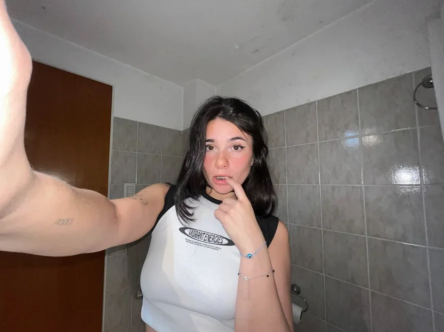 Free OnlyFans Chloe featured in Erie, Pennsylvania