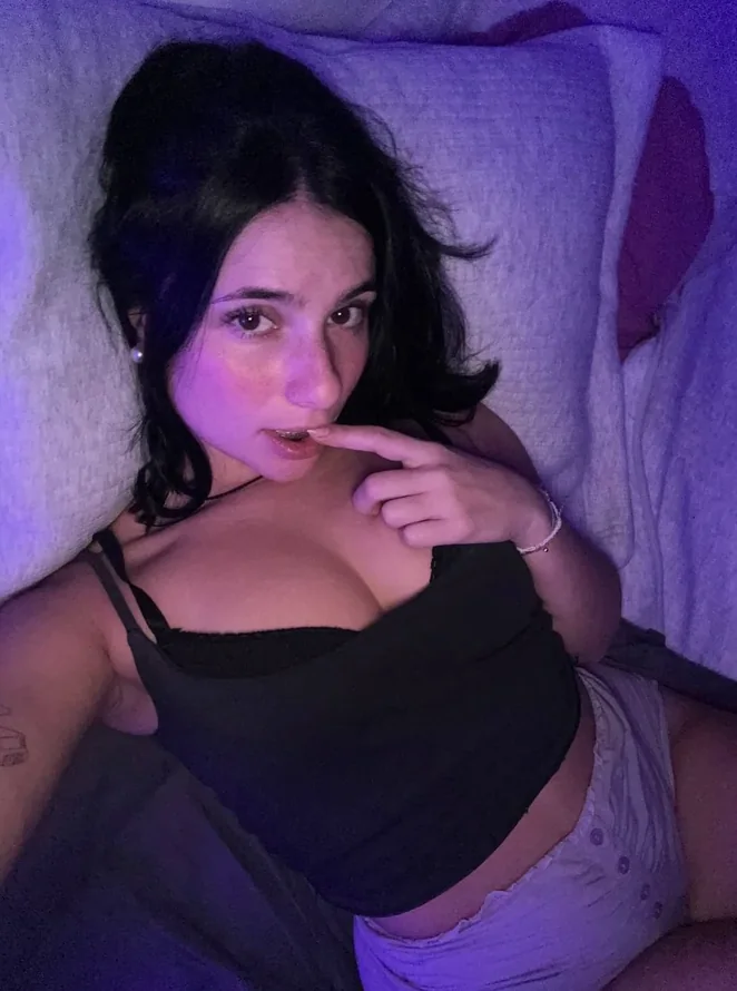 Chloe, top free OnlyFans model in Sevierville TN
