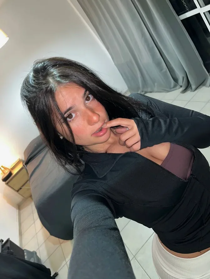 Chloe best free OnlyFans Waverly VA